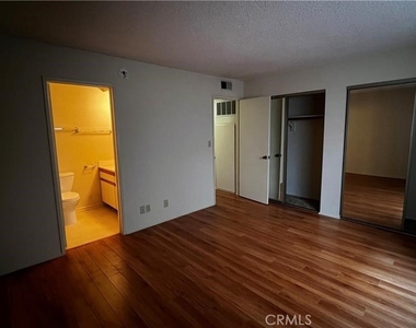 410 Milford Street - Photo Thumbnail 12