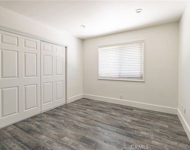 5438 Mcculloch - Photo Thumbnail 15
