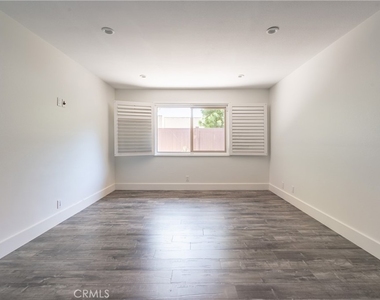 5438 Mcculloch - Photo Thumbnail 7