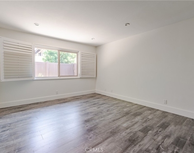5438 Mcculloch - Photo Thumbnail 17