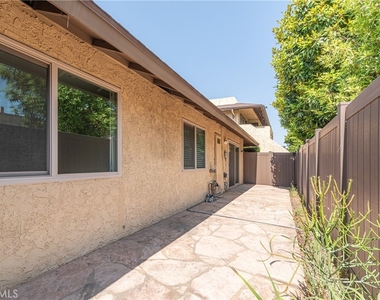 5438 Mcculloch - Photo Thumbnail 2