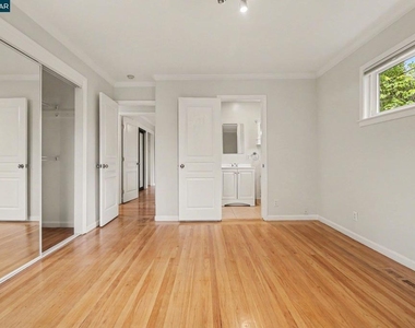 4 Dale Court - Photo Thumbnail 18