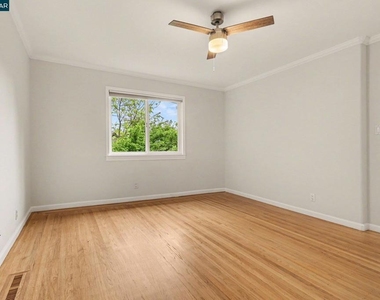 4 Dale Court - Photo Thumbnail 20