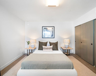 153 San Vicente Boulevard - Photo Thumbnail 15