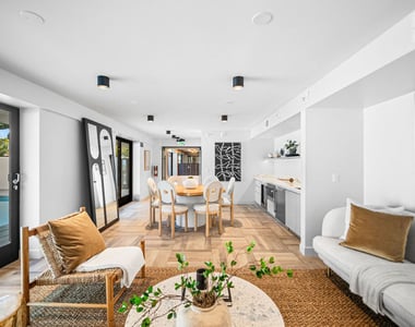 153 San Vicente Boulevard - Photo Thumbnail 24