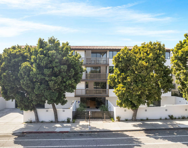 153 San Vicente Boulevard - Photo Thumbnail 30