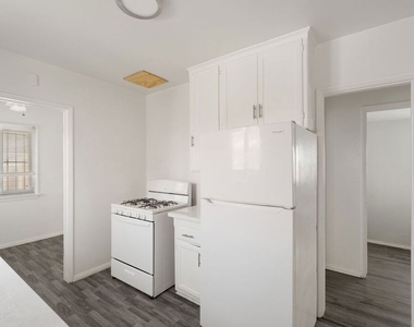 8610 S 6th Avenue - Photo Thumbnail 6