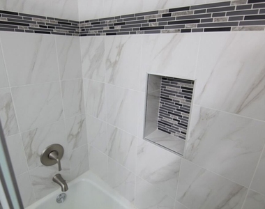 1825 Glendon Avenue - Photo Thumbnail 13