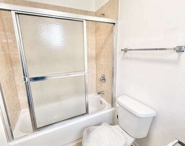 138 W 93rd Street - Photo Thumbnail 10