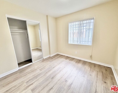 138 W 93rd Street - Photo Thumbnail 13