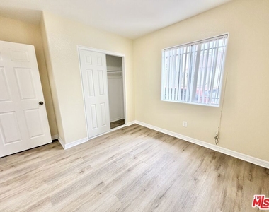 138 W 93rd Street - Photo Thumbnail 15