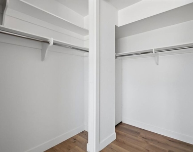 435 N Oakhurst Drive - Photo Thumbnail 41