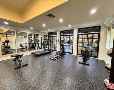 435 N Oakhurst Drive - Photo Thumbnail 47