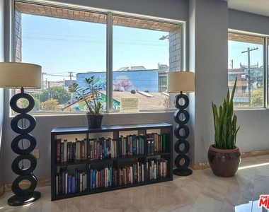 629 Traction Avenue - Photo Thumbnail 25