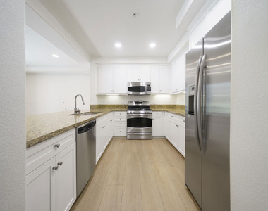 629 Traction Avenue - Photo Thumbnail 8