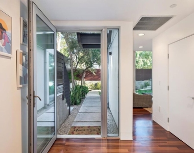 111 Eastwind Street - Photo Thumbnail 10
