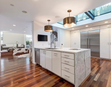 111 Eastwind Street - Photo Thumbnail 20