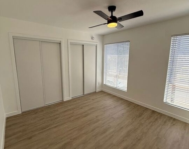 222 N Avenue 66 - Photo Thumbnail 1