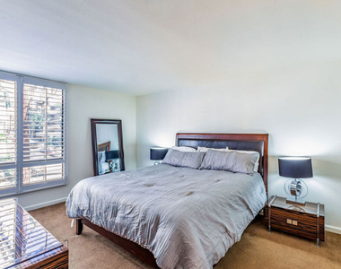 7320 Hawthorn Avenue - Photo Thumbnail 7
