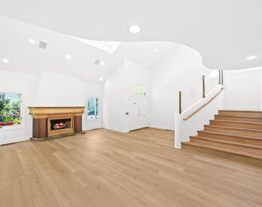 244 S Almont Drive - Photo Thumbnail 3