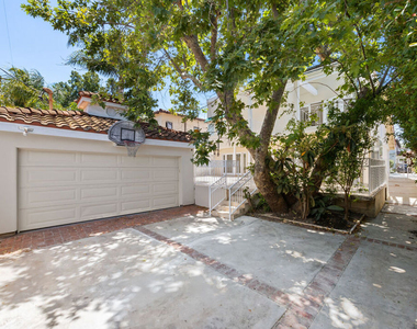 244 S Almont Drive - Photo Thumbnail 31