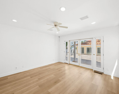 244 S Almont Drive - Photo Thumbnail 15