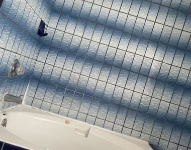 12244 Vanowen Street - Photo Thumbnail 7