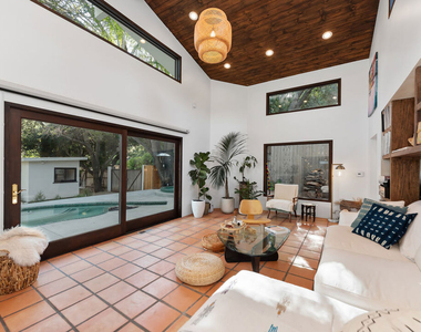 1362 Old Topanga Canyon Road - Photo Thumbnail 2