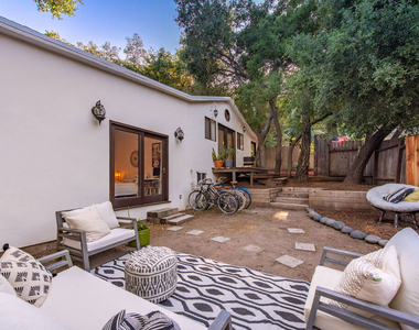 1362 Old Topanga Canyon Road - Photo Thumbnail 20