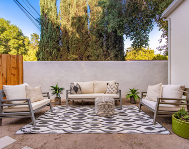 1362 Old Topanga Canyon Road - Photo Thumbnail 19