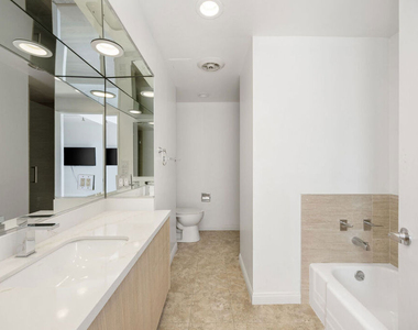 838 N Doheny Drive - Photo Thumbnail 6