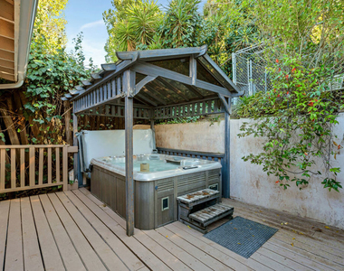 3331 Bennett Drive - Photo Thumbnail 35