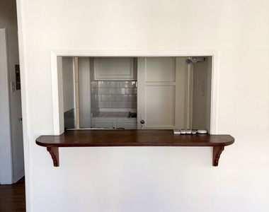 639 S Cochran Avenue - Photo Thumbnail 4