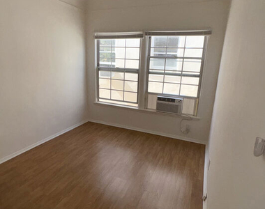 639 S Cochran Avenue - Photo Thumbnail 8