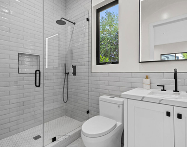 4475 Mammoth Avenue - Photo Thumbnail 26