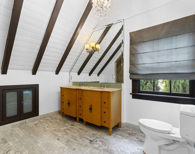 1625 Opechee Way - Photo Thumbnail 21