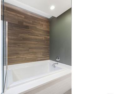 1045 Manzanita Street - Photo Thumbnail 24