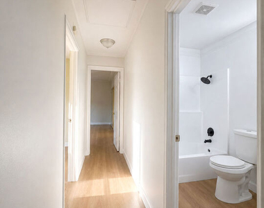 145 W M Street - Photo Thumbnail 12