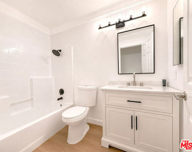 145 W M Street - Photo Thumbnail 9
