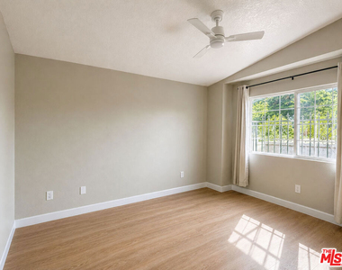 145 W M Street - Photo Thumbnail 10