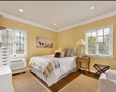 634 N Highland Avenue - Photo Thumbnail 19