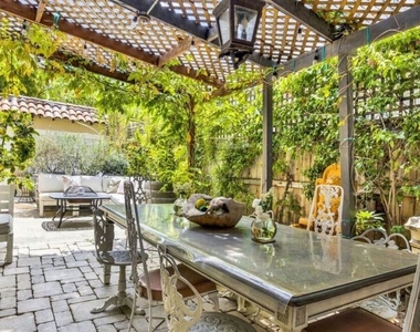 634 N Highland Avenue - Photo Thumbnail 12