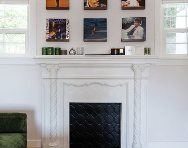2209 N Gower Street - Photo Thumbnail 7