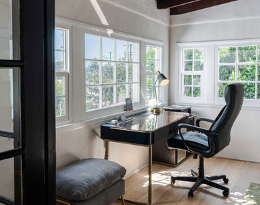 2209 N Gower Street - Photo Thumbnail 27
