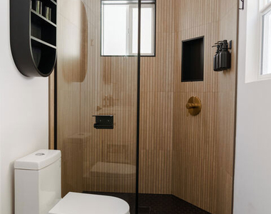 2209 N Gower Street - Photo Thumbnail 24