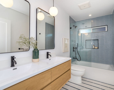 3941 Buckingham Road - Photo Thumbnail 7