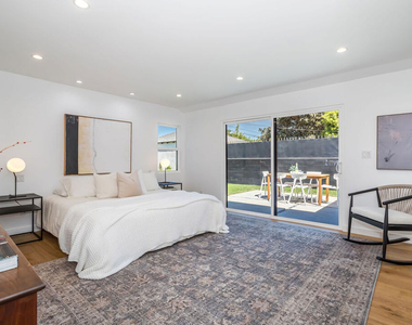 3941 Buckingham Road - Photo Thumbnail 4