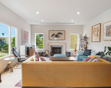 8021 Blackburn Avenue - Photo Thumbnail 8