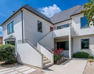 8021 Blackburn Avenue - Photo Thumbnail 1