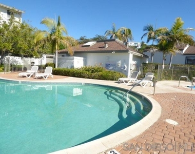 6743 Fashion Hills Blvd - Photo Thumbnail 29